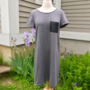 Gap contrast pocket dress EUC